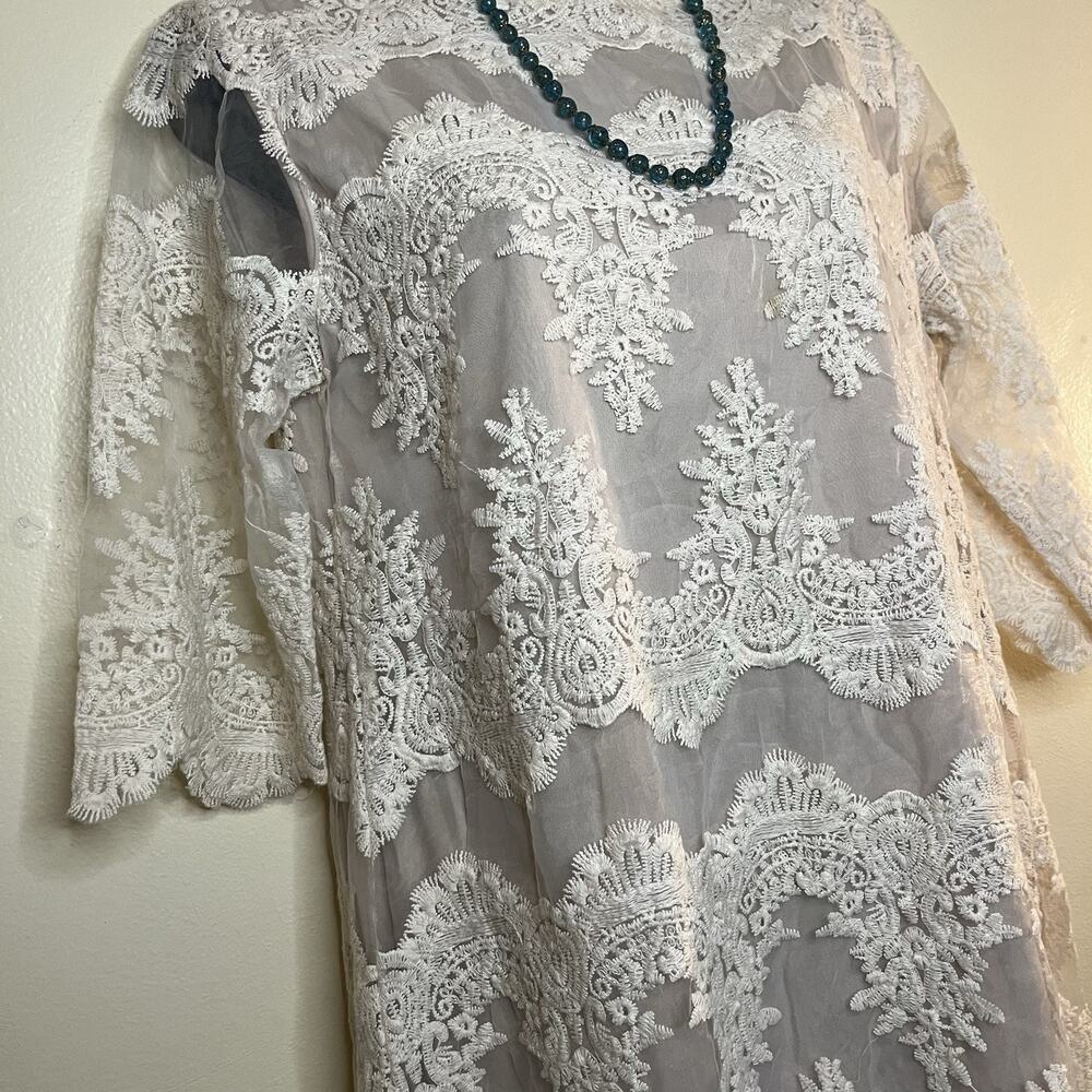 LOVFEE Womens Dress Size M Cream Embroidered flair fit Midi